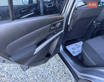 Серый Сузуки СХ4, объемом двигателя 1.6 л и пробегом 248 тыс. км за 9600 $, фото 36 на Automoto.ua