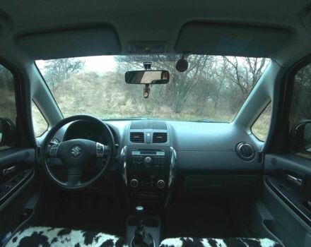 Сузуки СХ4 2013 в Светловдске на Automoto.ua Серый Сузуки СХ4, объемом двигателя 2 л и пробегом 164 тыс. км за 12500 $, фото 11 на Automoto.ua