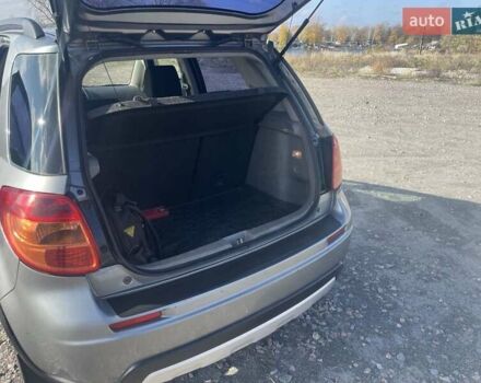 Серый Сузуки СХ4, объемом двигателя 1.59 л и пробегом 292 тыс. км за 8300 $, фото 9 на Automoto.ua