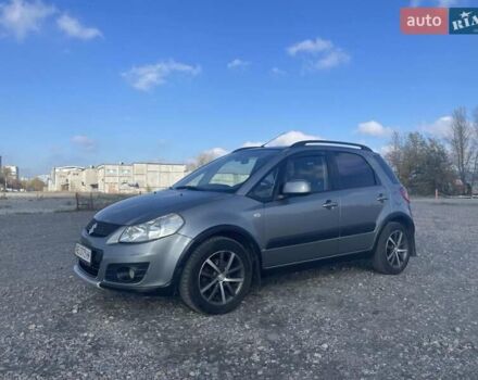 Серый Сузуки СХ4, объемом двигателя 1.59 л и пробегом 292 тыс. км за 8300 $, фото 2 на Automoto.ua