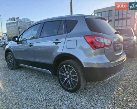 Серый Сузуки СХ4, объемом двигателя 1.6 л и пробегом 248 тыс. км за 9600 $, фото 5 на Automoto.ua