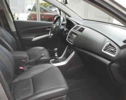 Сірий Сузукі СХ4, об'ємом двигуна 1.6 л та пробігом 83 тис. км за 6000 $, фото 6 на Automoto.ua