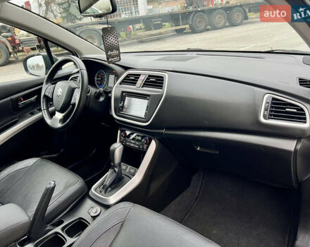 Сузуки СХ4 2014 в Житомире на Automoto.ua Серый Сузуки СХ4, объемом двигателя 1.59 л и пробегом 125 тыс. км за 14500 $, фото 33 на Automoto.ua