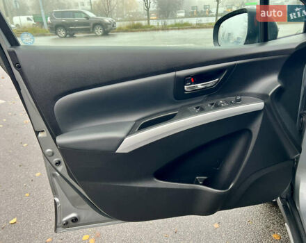 Сірий Сузукі СХ4, об'ємом двигуна 1.6 л та пробігом 126 тис. км за 13999 $, фото 23 на Automoto.ua