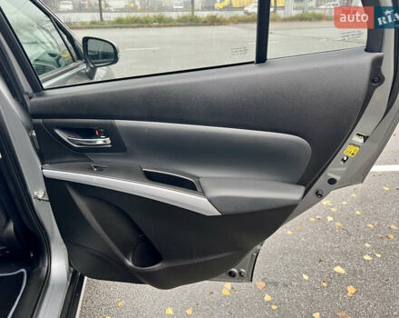 Сірий Сузукі СХ4, об'ємом двигуна 1.6 л та пробігом 126 тис. км за 13999 $, фото 44 на Automoto.ua