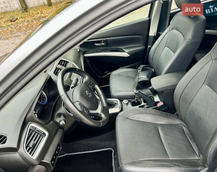 Сузуки СХ4 2014 в Житомире на Automoto.ua Серый Сузуки СХ4, объемом двигателя 1.59 л и пробегом 125 тыс. км за 14500 $, фото 18 на Automoto.ua