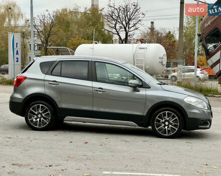 Сузуки СХ4 2014 в Житомире на Automoto.ua Серый Сузуки СХ4, объемом двигателя 1.59 л и пробегом 125 тыс. км за 14500 $, фото 5 на Automoto.ua