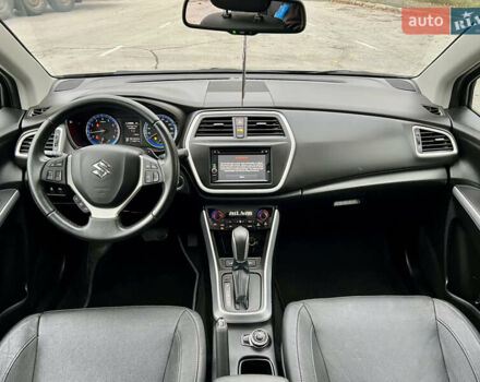 Сузуки СХ4 2014 в Житомире на Automoto.ua Серый Сузуки СХ4, объемом двигателя 1.59 л и пробегом 125 тыс. км за 14500 $, фото 23 на Automoto.ua