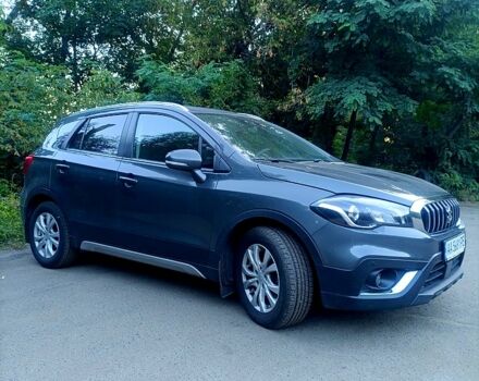 Сузуки СХ4 2016 в Киеве на Automoto.ua Серый Сузуки СХ4, объемом двигателя 1.6 л и пробегом 0 тыс. км за 17000 $, фото 3 на Automoto.ua