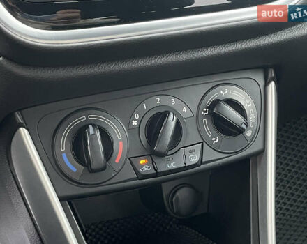 Серый Сузуки СХ4, объемом двигателя 1.59 л и пробегом 249 тыс. км за 10550 $, фото 16 на Automoto.ua