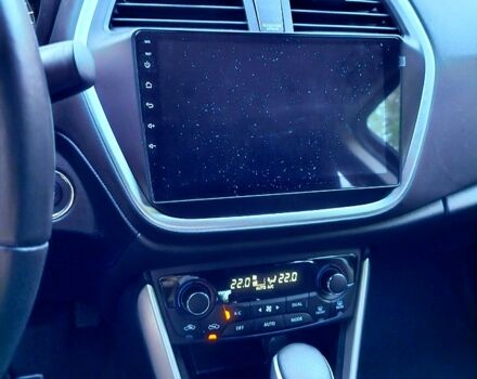 Сузуки СХ4 2016 в Киеве на Automoto.ua Серый Сузуки СХ4, объемом двигателя 1.6 л и пробегом 0 тыс. км за 17000 $, фото 7 на Automoto.ua