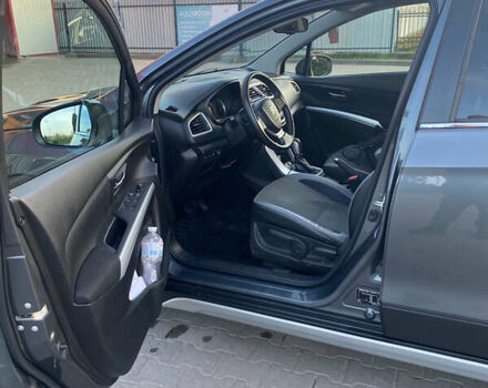 Серый Сузуки СХ4, объемом двигателя 1.59 л и пробегом 93 тыс. км за 16000 $, фото 7 на Automoto.ua