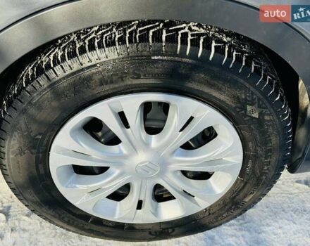 Серый Сузуки СХ4, объемом двигателя 1.59 л и пробегом 70 тыс. км за 15450 $, фото 8 на Automoto.ua