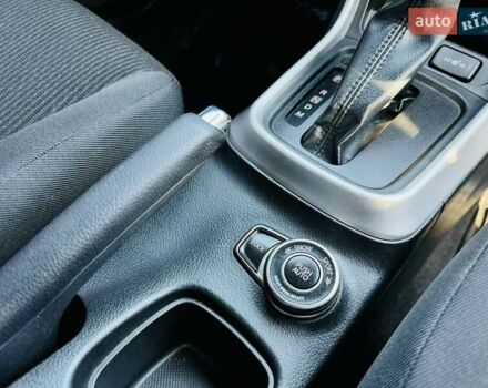 Серый Сузуки СХ4, объемом двигателя 1.59 л и пробегом 70 тыс. км за 15450 $, фото 18 на Automoto.ua