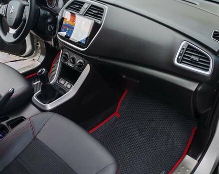 Серый Сузуки СХ4, объемом двигателя 1.59 л и пробегом 63 тыс. км за 17000 $, фото 17 на Automoto.ua