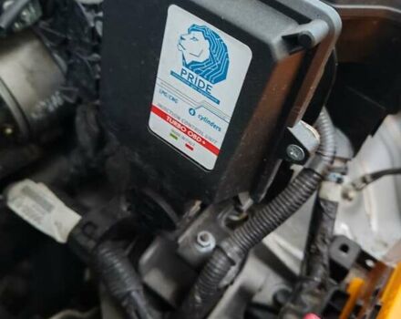 Серый Сузуки СХ4, объемом двигателя 1.59 л и пробегом 63 тыс. км за 17000 $, фото 24 на Automoto.ua