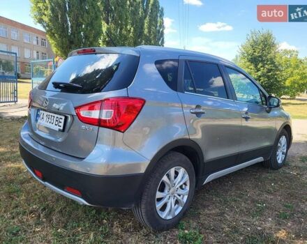 Серый Сузуки СХ4, объемом двигателя 1.59 л и пробегом 6 тыс. км за 22000 $, фото 4 на Automoto.ua
