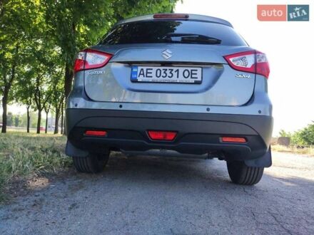Сузукі СХ4 2020 у Дніпро (Дніпропетровську) на Automoto.ua Сірий Сузукі СХ4, об'ємом двигуна 1.59 л та пробігом 32 тис. км за 19300 $, фото 1 на Automoto.ua