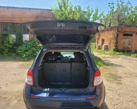 Синий Сузуки СХ4, объемом двигателя 2 л и пробегом 240 тыс. км за 4900 $, фото 3 на Automoto.ua