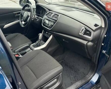 Синий Сузуки СХ4, объемом двигателя 1.59 л и пробегом 80 тыс. км за 18000 $, фото 7 на Automoto.ua