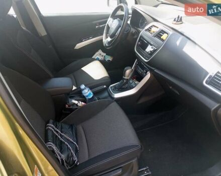 Зеленый Сузуки СХ4, объемом двигателя 1.59 л и пробегом 86 тыс. км за 11500 $, фото 4 на Automoto.ua