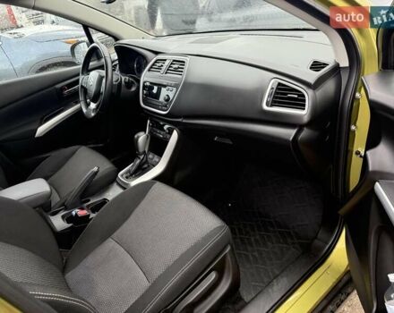 Сузуки СХ4 2015 в Киеве на Automoto.ua Зеленый Сузуки СХ4, объемом двигателя 1.6 л и пробегом 90 тыс. км за 9700 $, фото 1 на Automoto.ua