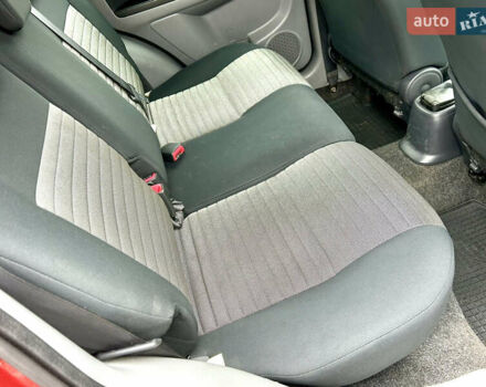 Помаранчевий Сузукі СХ4, об'ємом двигуна 1.6 л та пробігом 240 тис. км за 7500 $, фото 31 на Automoto.ua