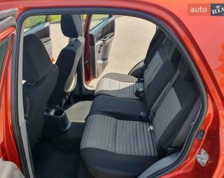 Помаранчевий Сузукі СХ4, об'ємом двигуна 1.59 л та пробігом 226 тис. км за 8000 $, фото 13 на Automoto.ua