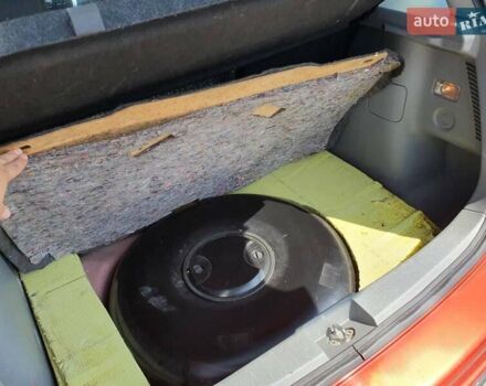 Помаранчевий Сузукі СХ4, об'ємом двигуна 1.59 л та пробігом 226 тис. км за 8000 $, фото 8 на Automoto.ua