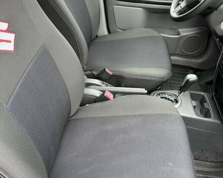 Оранжевый Сузуки СХ4, объемом двигателя 1.59 л и пробегом 136 тыс. км за 9900 $, фото 8 на Automoto.ua