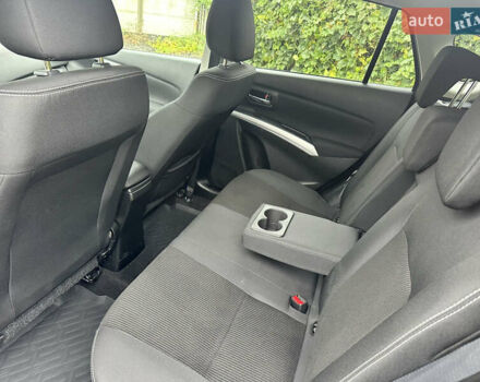 Помаранчевий Сузукі СХ4, об'ємом двигуна 1.37 л та пробігом 62 тис. км за 18900 $, фото 13 на Automoto.ua