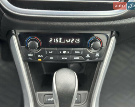 Помаранчевий Сузукі СХ4, об'ємом двигуна 1.37 л та пробігом 62 тис. км за 18900 $, фото 18 на Automoto.ua