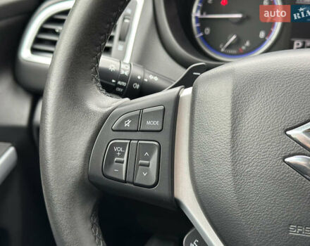 Помаранчевий Сузукі СХ4, об'ємом двигуна 1.37 л та пробігом 62 тис. км за 18900 $, фото 23 на Automoto.ua