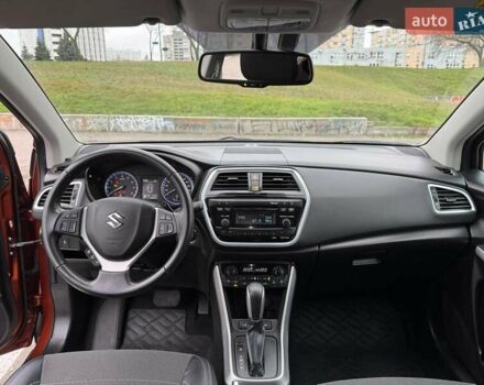 Оранжевый Сузуки СХ4, объемом двигателя 1.59 л и пробегом 54 тыс. км за 16400 $, фото 15 на Automoto.ua