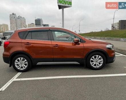 Оранжевый Сузуки СХ4, объемом двигателя 1.59 л и пробегом 54 тыс. км за 16400 $, фото 4 на Automoto.ua