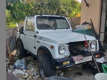 Білий Сузукі Самурай, об'ємом двигуна 0 л та пробігом 150 тис. км за 5000 $, фото 1 на Automoto.ua