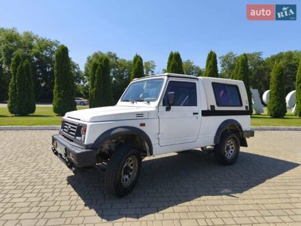 Білий Сузукі Самурай, об'ємом двигуна 1.3 л та пробігом 95 тис. км за 7500 $, фото 1 на Automoto.ua