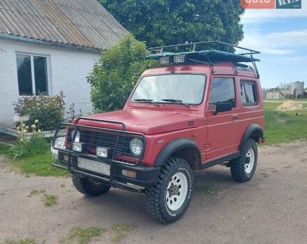 Красный Сузуки Самурай, объемом двигателя 1.33 л и пробегом 137 тыс. км за 5500 $, фото 1 на Automoto.ua