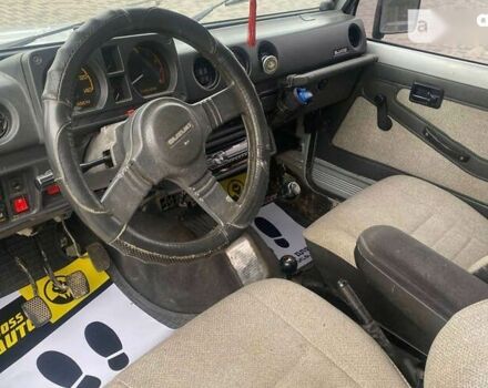 Сузуки Самурай, объемом двигателя 1.3 л и пробегом 150 тыс. км за 8000 $, фото 7 на Automoto.ua