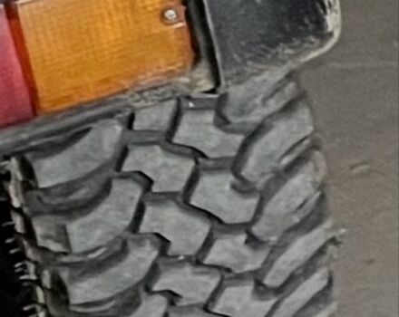 Зеленый Сузуки Самурай, объемом двигателя 1.3 л и пробегом 200 тыс. км за 5500 $, фото 1 на Automoto.ua