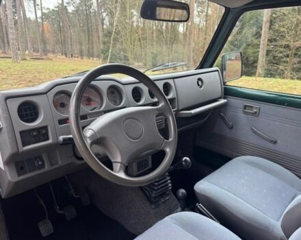 Зелений Сузукі Самурай, об'ємом двигуна 1.9 л та пробігом 96 тис. км за 2907 $, фото 1 на Automoto.ua