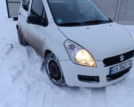 Білий Сузукі Сплеш, об'ємом двигуна 1 л та пробігом 123 тис. км за 3999 $, фото 1 на Automoto.ua