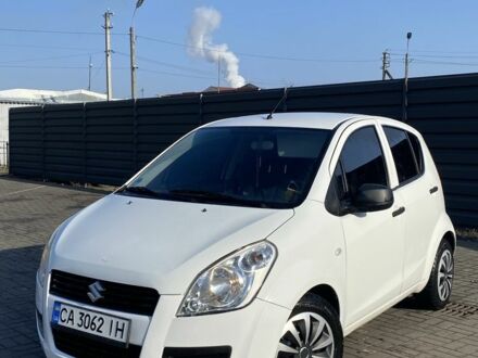 Белый Сузуки Сплеш, объемом двигателя 1 л и пробегом 160 тыс. км за 4700 $, фото 1 на Automoto.ua