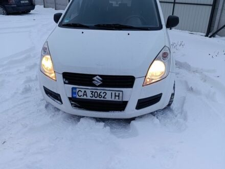 Белый Сузуки Сплеш, объемом двигателя 1 л и пробегом 123 тыс. км за 3999 $, фото 1 на Automoto.ua