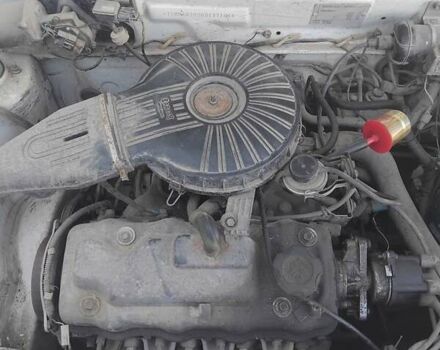 Білий Сузукі Свифт, об'ємом двигуна 1.3 л та пробігом 220 тис. км за 550 $, фото 7 на Automoto.ua