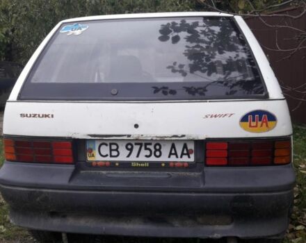 Сузукі Свифт 1995 у Городне на Automoto.ua Білий Сузукі Свифт, об'ємом двигуна 1 л та пробігом 100 тис. км за 850 $, фото 3 на Automoto.ua