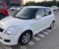 Белый Сузуки Свифт, объемом двигателя 1.5 л и пробегом 230 тыс. км за 5700 $, фото 7 на Automoto.ua