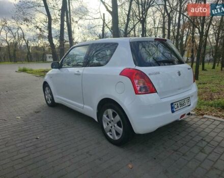 Білий Сузукі Свифт, об'ємом двигуна 1.33 л та пробігом 134 тис. км за 4200 $, фото 1 на Automoto.ua