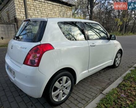 Білий Сузукі Свифт, об'ємом двигуна 1.33 л та пробігом 134 тис. км за 4200 $, фото 3 на Automoto.ua