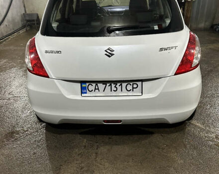 Белый Сузуки Свифт, объемом двигателя 1.24 л и пробегом 147 тыс. км за 5150 $, фото 1 на Automoto.ua